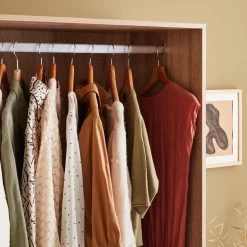 Module Dressing Avec 4 Tiroirs Et 1 Penderie Couleur : Naturel -Sweeek idres4dnat 5dee638a6b061edecec9d5e3067a25f1