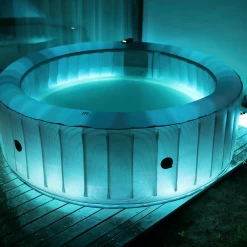 Spa Gonflable 6 Places Rond Bande LED, Filtration MDC, Désinfection UVC, Bâche